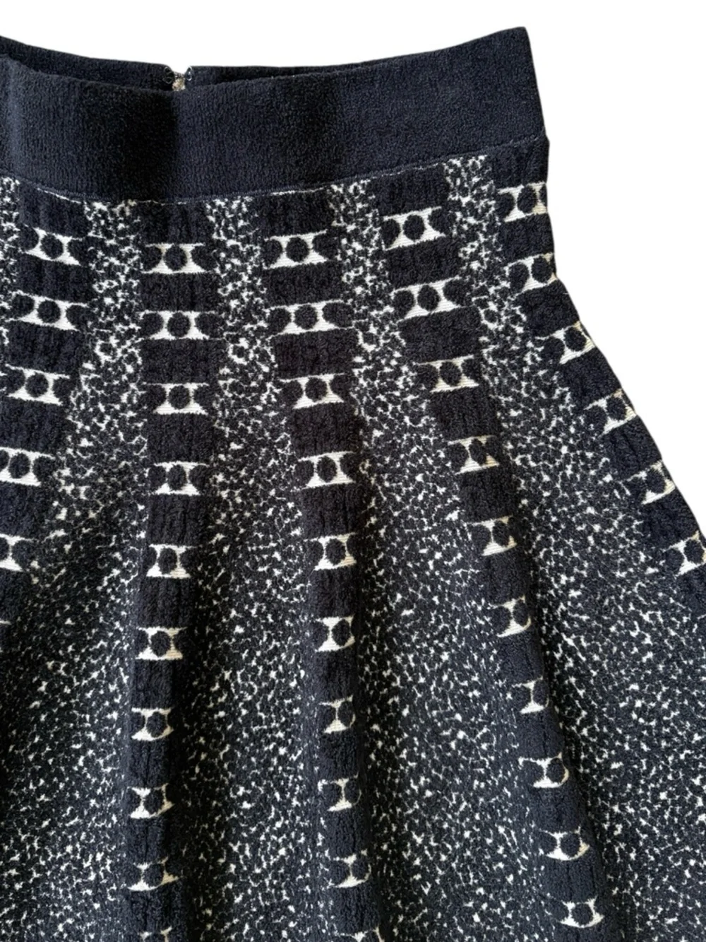 EUC Anthropologie MOTH Jacquard Knit Granite Skater Skirt Black Cream Medium